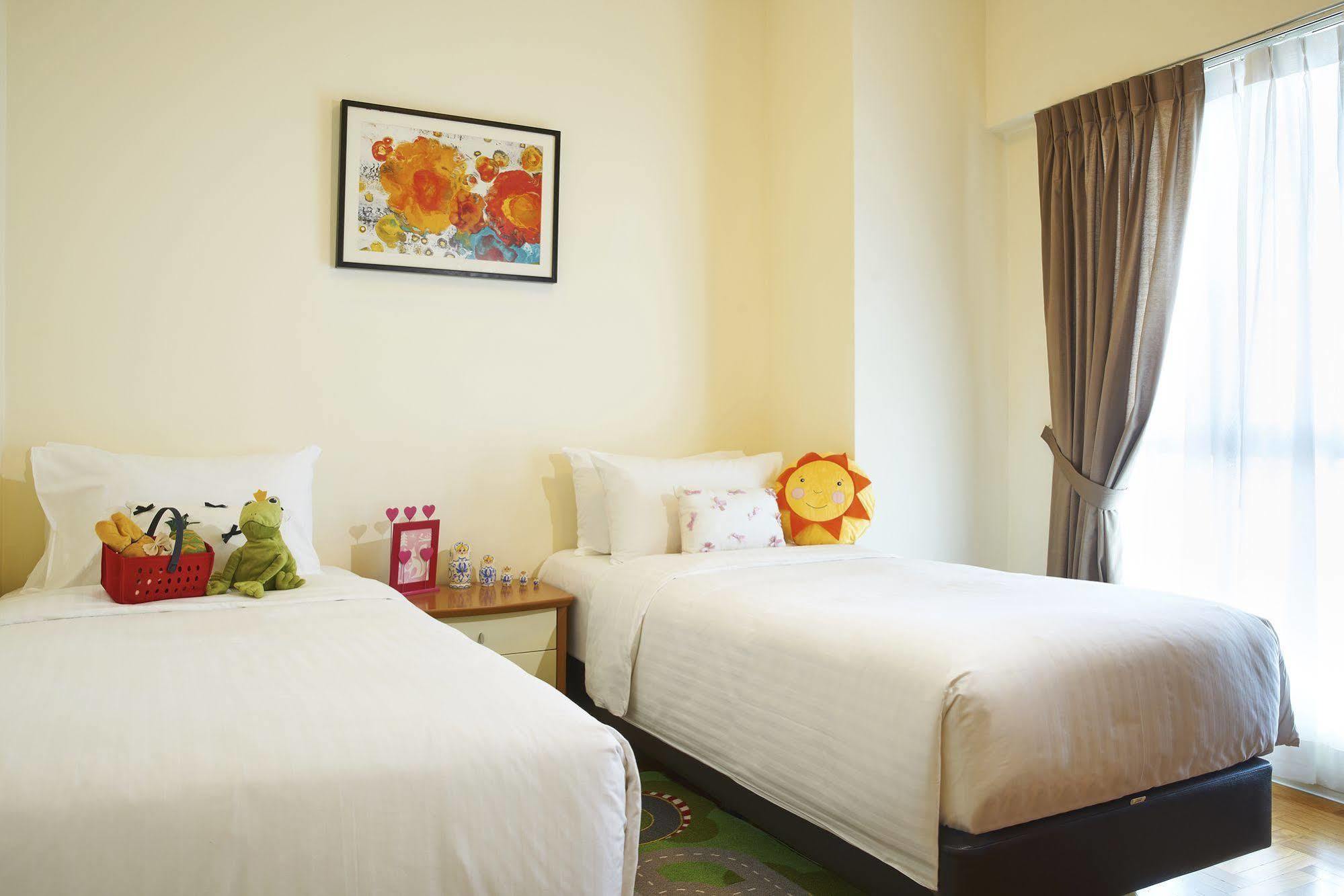 Village Residence Hougang By Far East Hospitality Сингапур Экстерьер фото